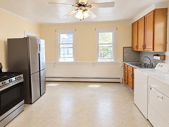 4th image of 428 Prospect Ave #R