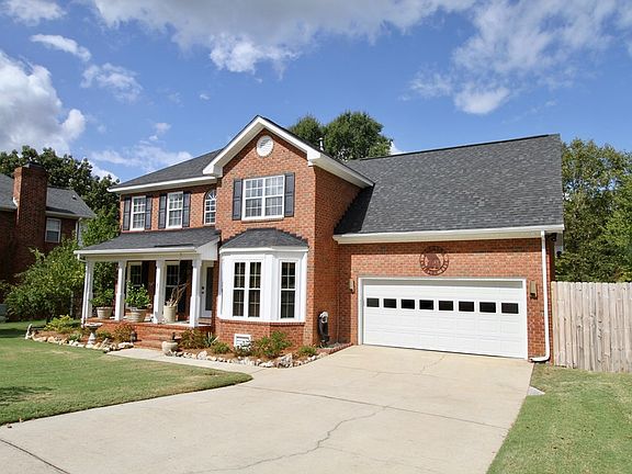 3rd image of 4623 Sheffield Dr