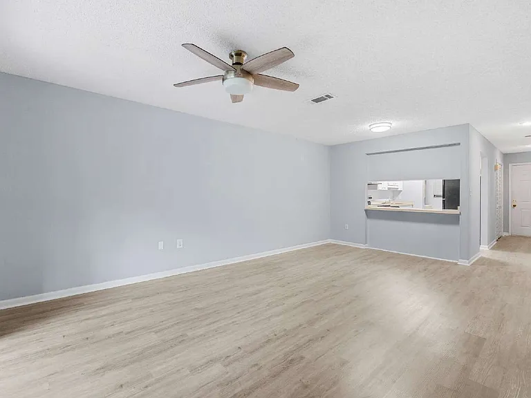 2953 SW 32nd Ave — Photo 10