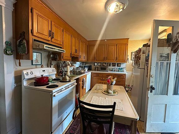 5th image of 45-47 Jaenicke Ln #47A