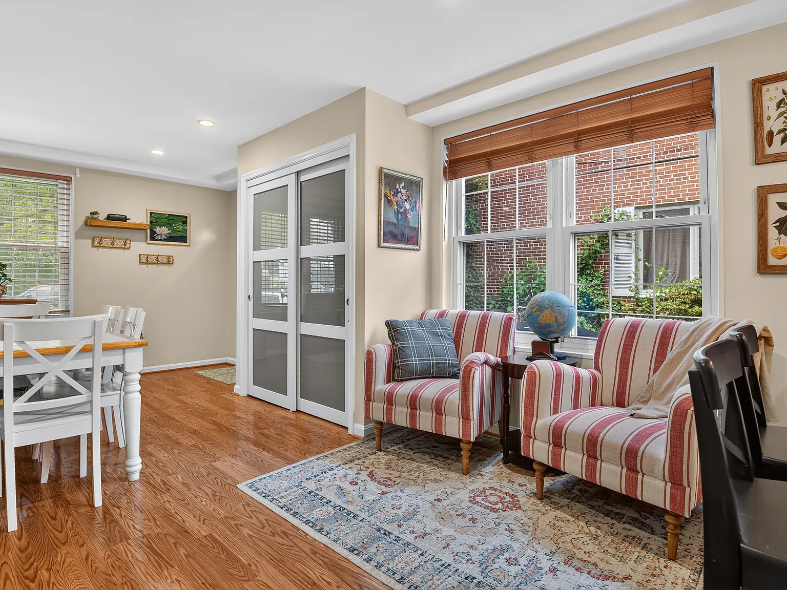 3 bed, 1756 sqft, $4,300 — Photo 2