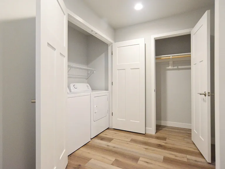 2833 Endive Driveul — Photo 3