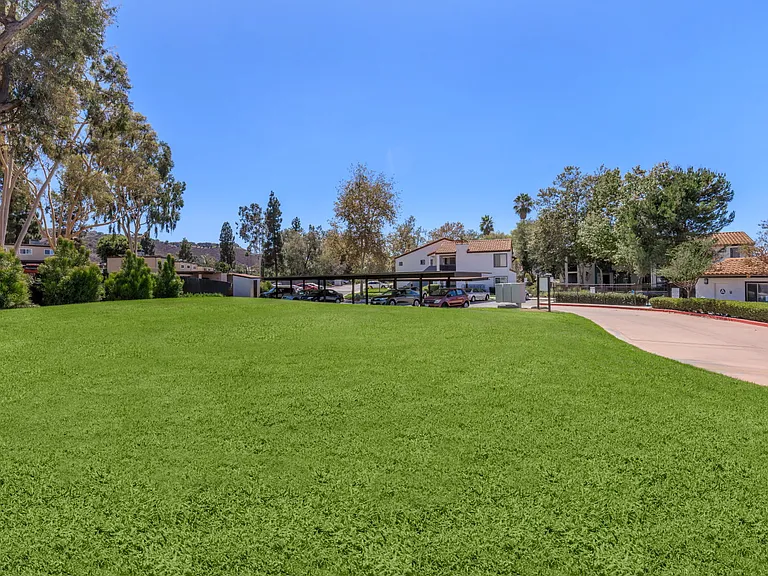 Tierra At Creekside — Photo 15