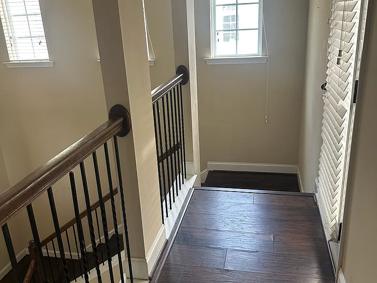 181 Cherokee Pond Ct — Photo 34