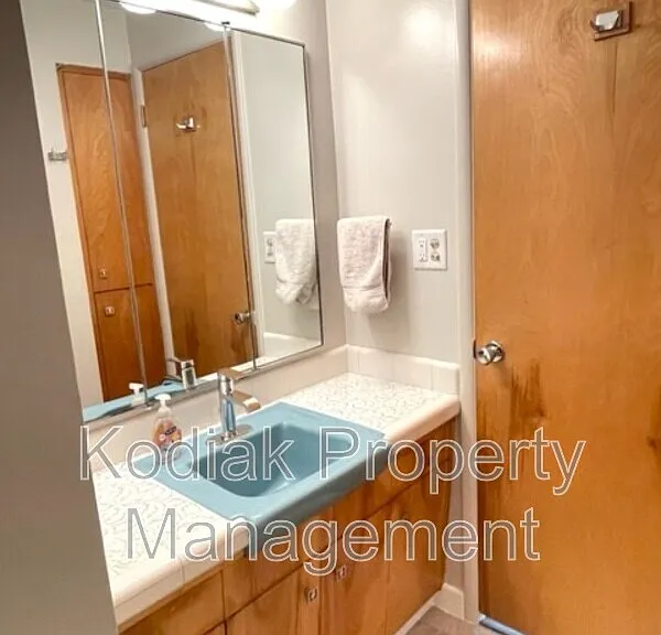 4099 S Madison Ave — Photo 10