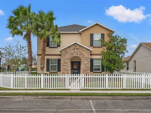 21205 Passive Porch Dr, Land O Lakes, FL 34637