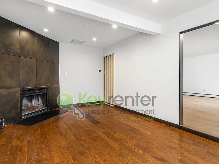 755 Spring Valley Rd — Photo 13