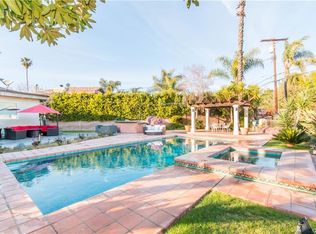 5220 Quakertown Ave, Woodland Hills, CA 91364