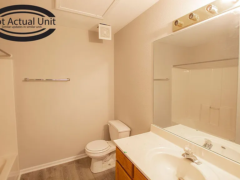 1638 High Quest Cir — Photo 23