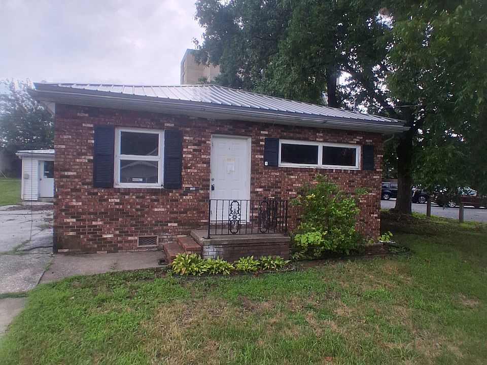 1st image of 1410 E Poplar St