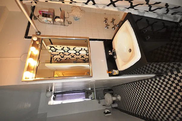 Rented by Corcoran | media 33