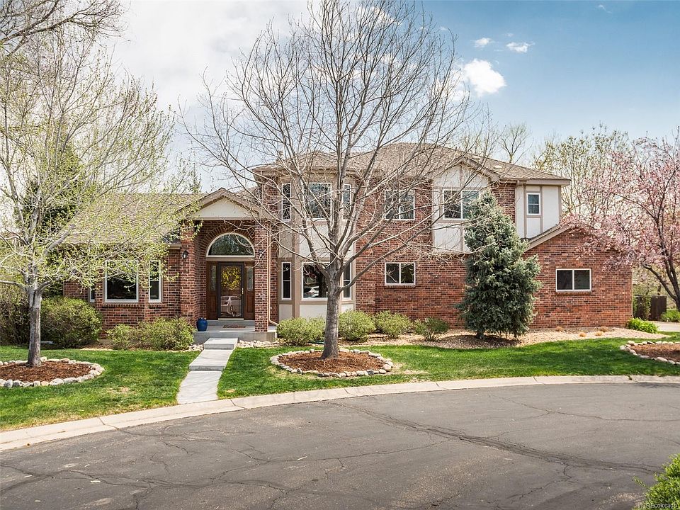 1st image of 561 Manorwood Ln