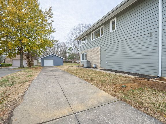 5th image of 4512 Doe Run Dr