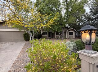 220 Lemming Dr, Reno, NV