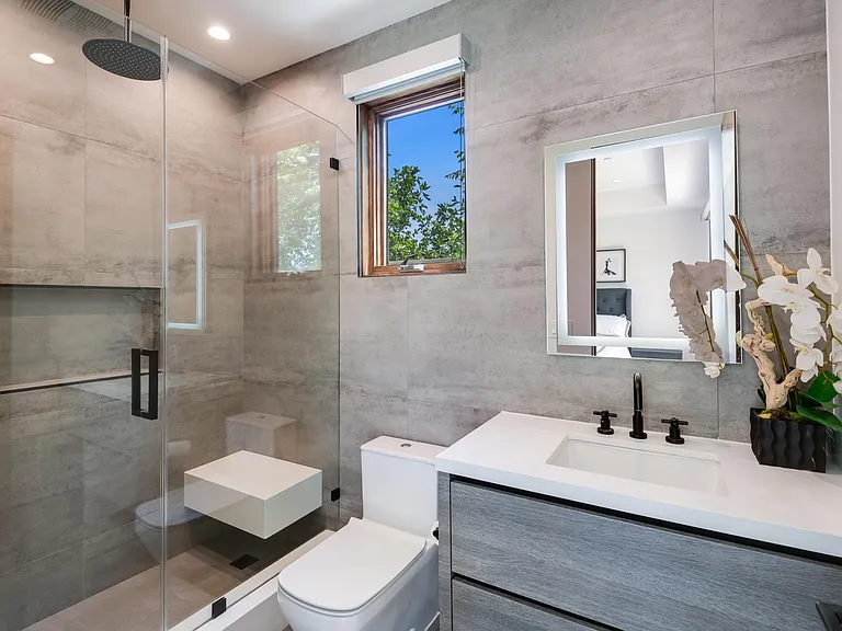 23262 Gonzales Dr — Photo 30