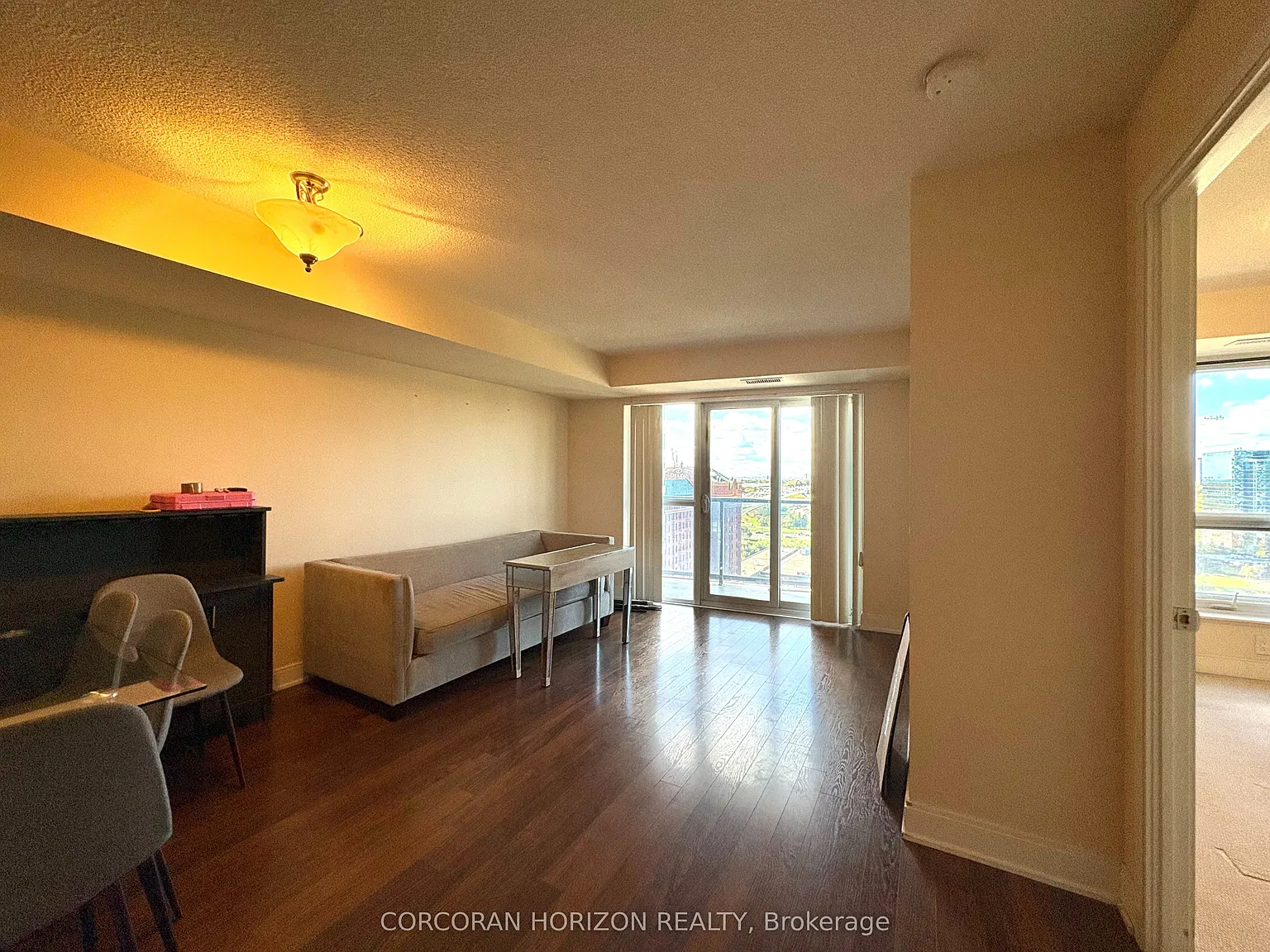 2 bed, $2,099 — Photo 4