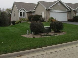 977 S Bell School Rd, Rockford, IL 61108