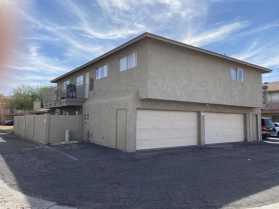 2nd image of 3316 W Loma Ln