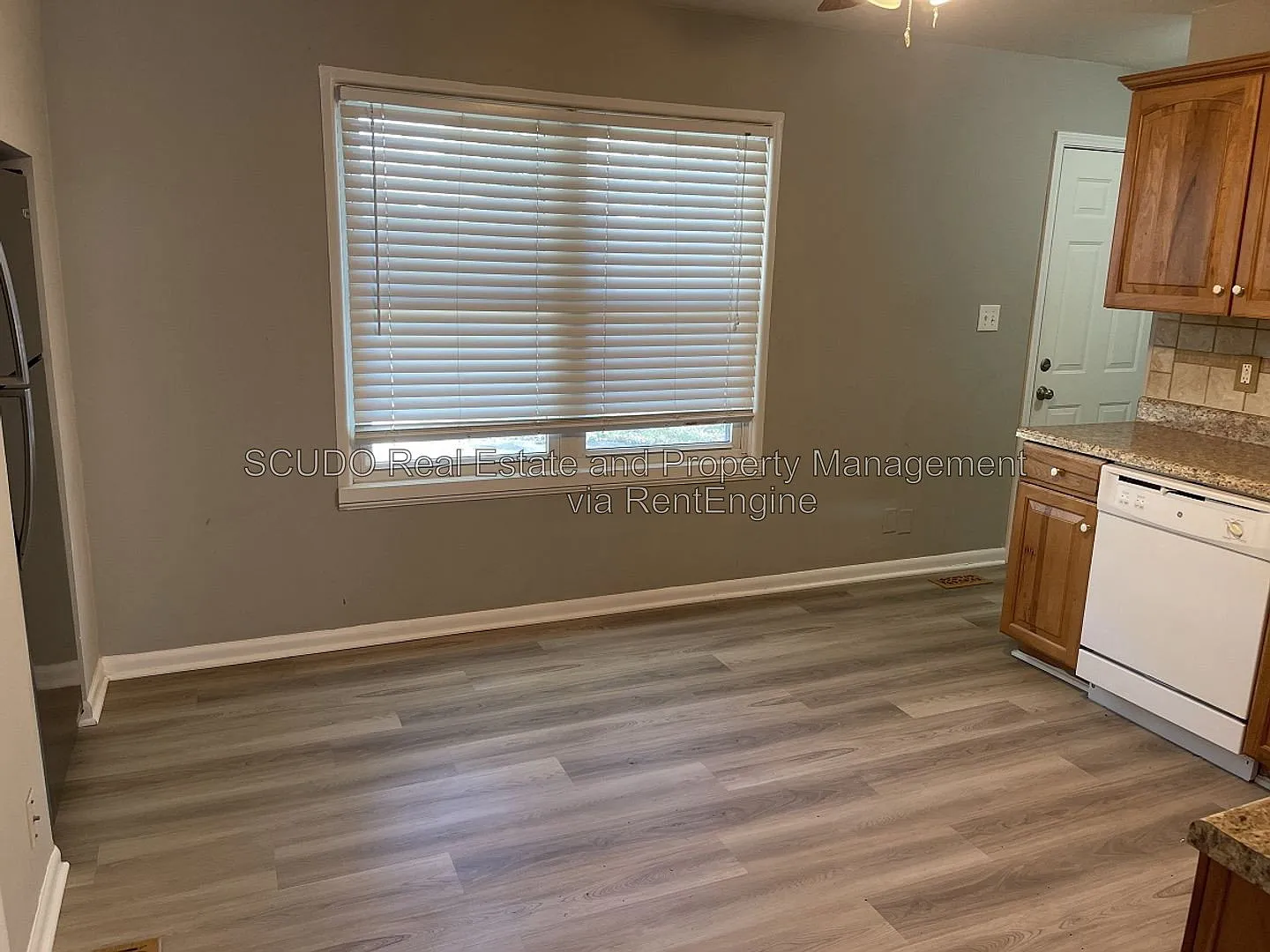 3 bed, 2.0 bath, $1,550 — Photo 3