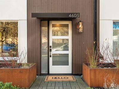 4605 Burke Avenue N, Seattle, WA, 98103
