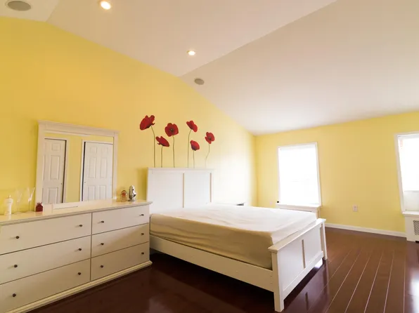 633 Washington Ave #1, Philadelphia, PA 19147