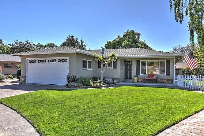 1st image of 380 Arnold Dr