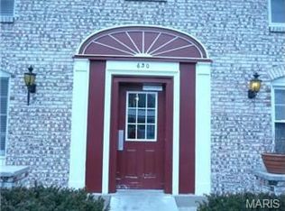 630 Broadmoor Dr APT A, Chesterfield, MO 63017