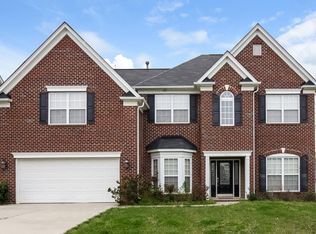 4016 Barclay Forest Dr, Charlotte, NC 28213