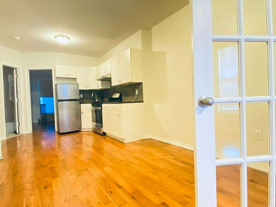 1st image of 412 4th Ave APT 1R