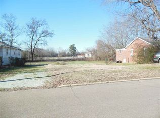 218 Burton St, Jackson, TN 38301
