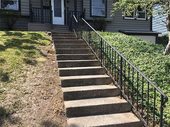 4th image of 208 Crawford Ave