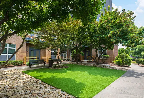 Elizabeth Square Apartments Photo 1