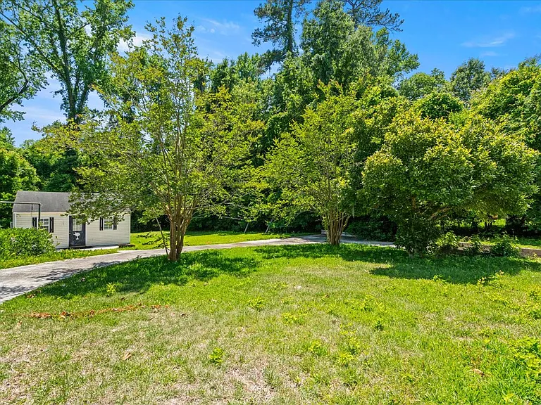 726 Wisteria Dr — Photo 39
