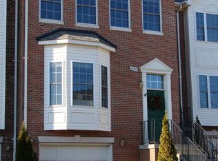 21 Kealaloa Ave #4-D, Makawao, HI 96768