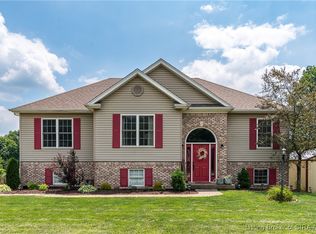 4153 Andrew Dr, Floyds Knobs, IN 47119