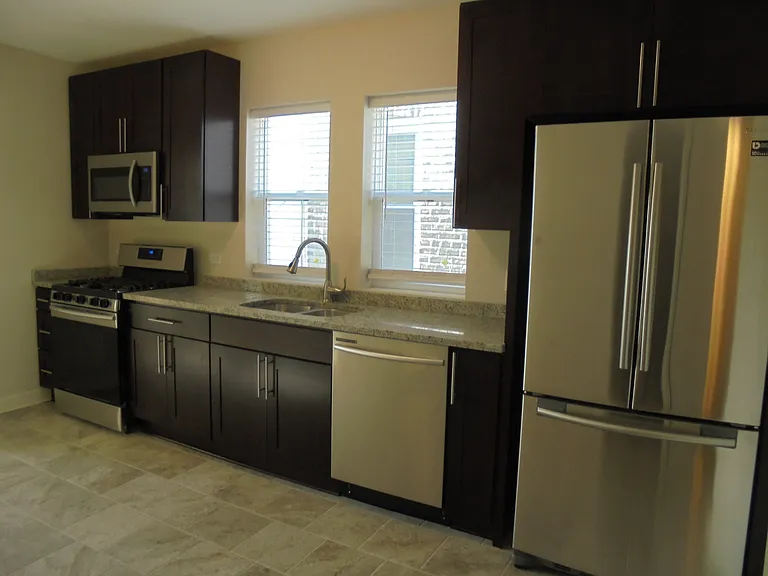 5315 W Schubert Ave #2 — Photo 10