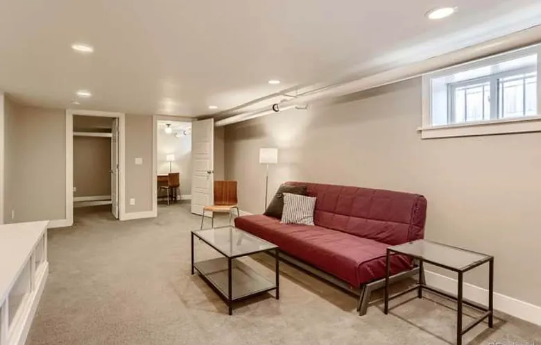 1 bed, 1150 sqft, $1,350 — Photo 2