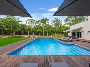 189 Middle Hwy, East Hampton, NY 11937