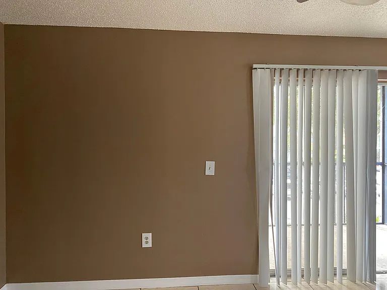 2565 Oak Park Way #213 — Photo 2