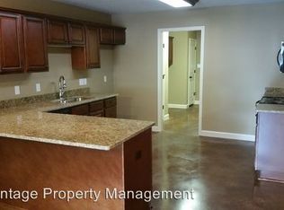 1614 Fleming St #A, Conway, AR 72032