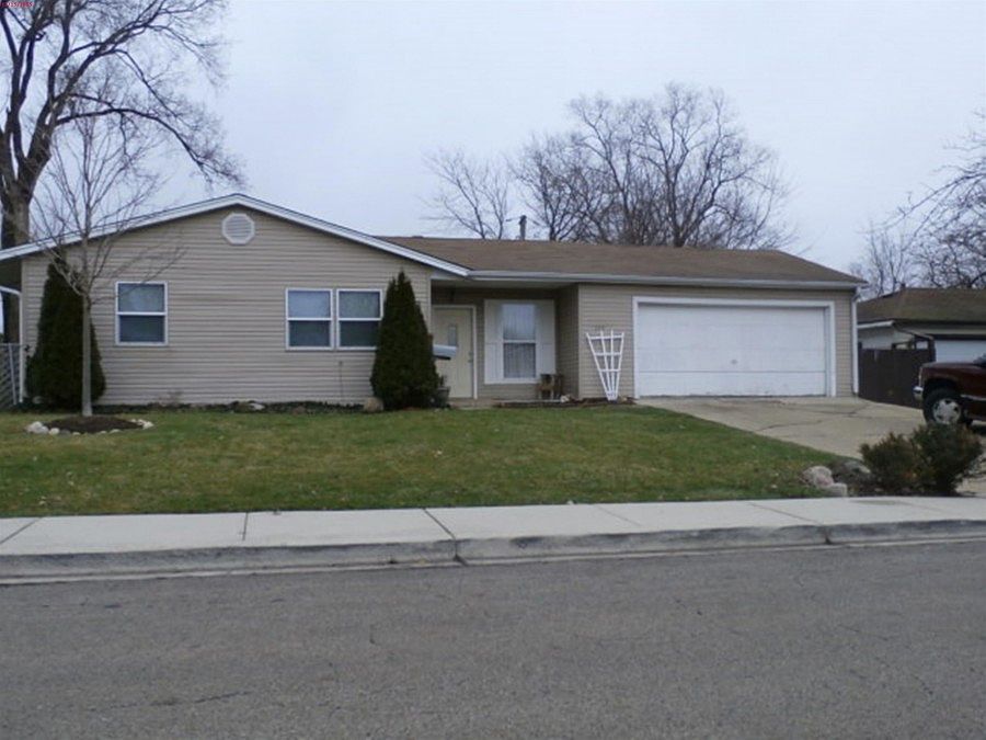1st image of 230 Butte Ln