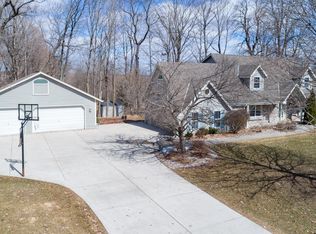 4068 Spruce Dr, Richfield, WI 53076