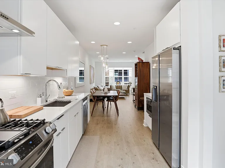 7331 Blade Dr — Photo 8