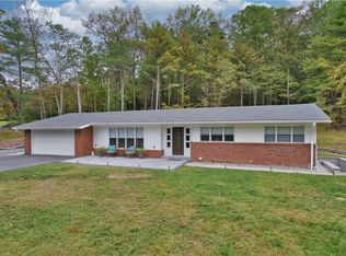 22 Seitz Rd, Barryville, NY 12719