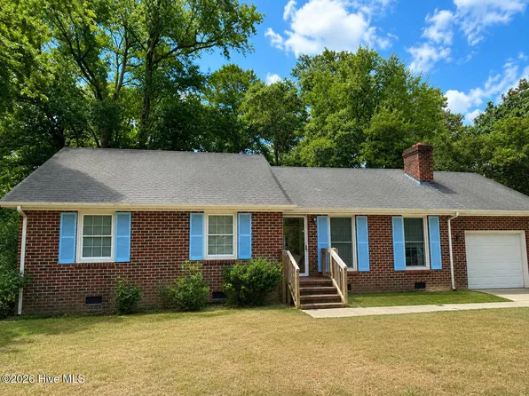 2455 Irvin Drive, Kinston, NC 28504