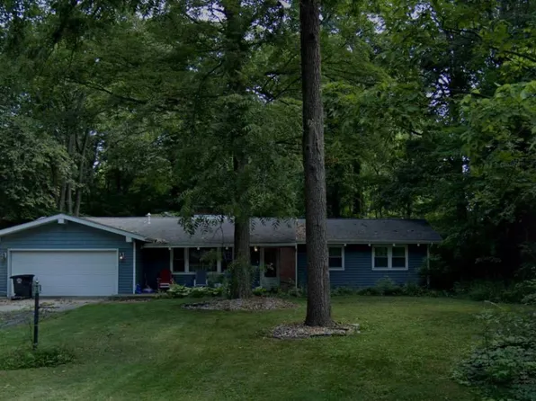 6812 Kingswood Blvd, Fort Wayne, IN 46804