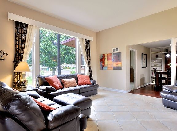 2nd image of 505 W Granada Ct