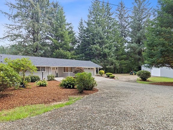 3rd image of 889 Olalla Rd