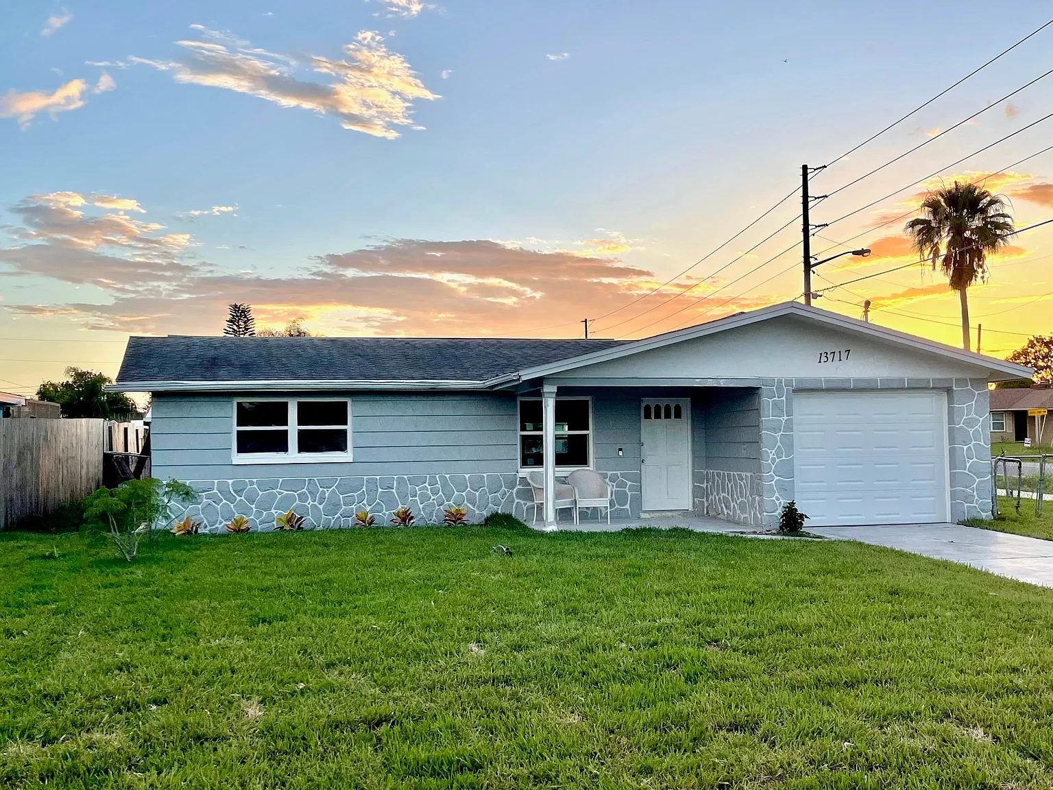 13717 Leslie Dr — Photo 1