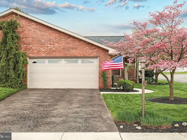 213 Kennedy Ct, Hanover, PA 17331